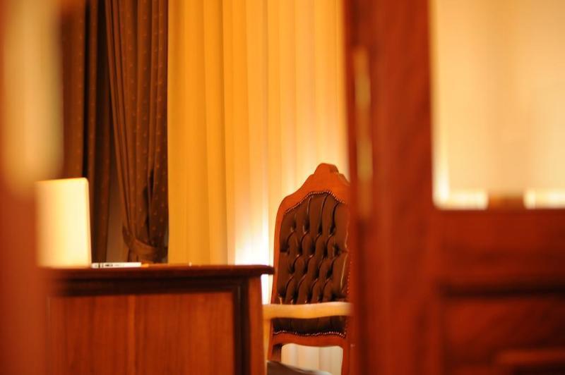 Capsis Bristol Boutique Hotel Thessaloniki Buitenkant foto